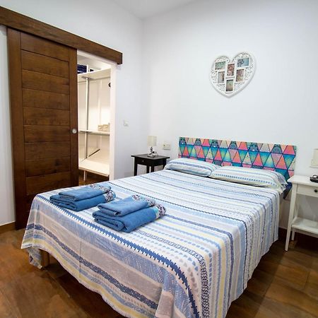 Rentitspain Confortable Apartamento Con Patio En Motril Exterior photo